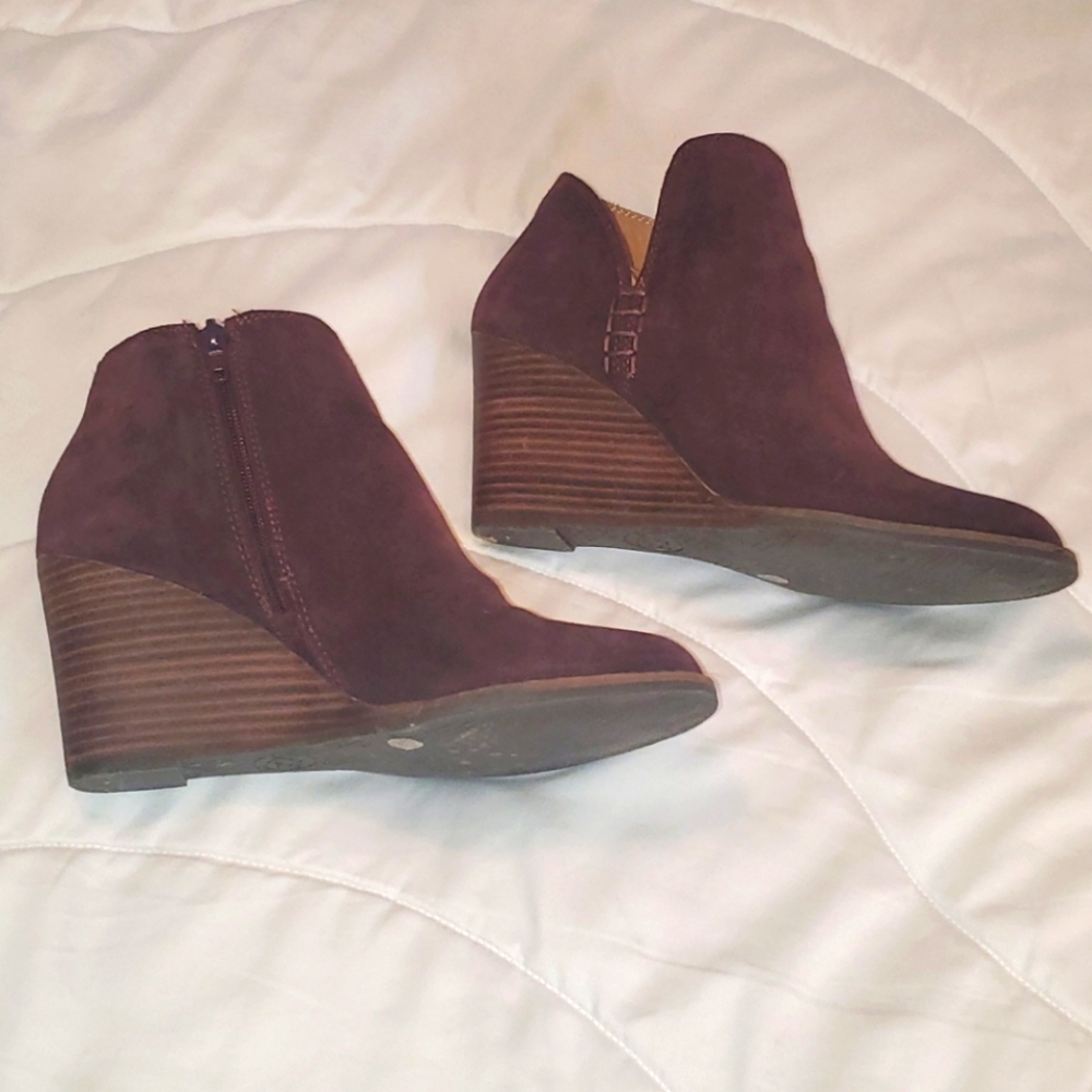 Lucky Brand purply maroonish wedge heels
